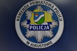 Logo Komendy Powiatowej Policji w Augustowie.