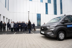 Uroczystość przekazani nowego sprzętu.