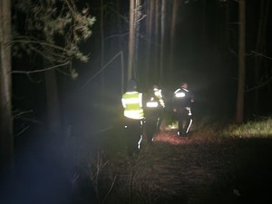 Nocna akcja poszukiwawcza za zaginionym.