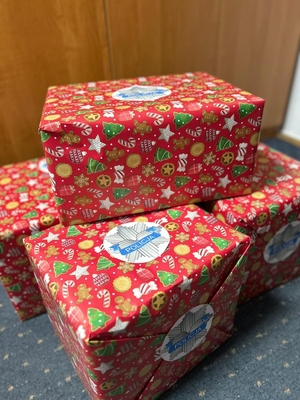 Prezenty pod choinką.