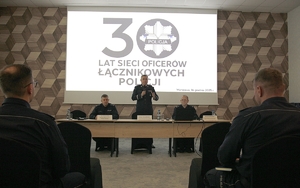 Uczestnicy odprawy z okazji 30-lecia oficerów łącznikowych.