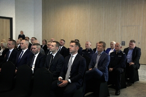 Uczestnicy odprawy z okazji 30-lecia oficerów łącznikowych.