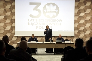 Uczestnicy odprawy z okazji 30-lecia oficerów łącznikowych.