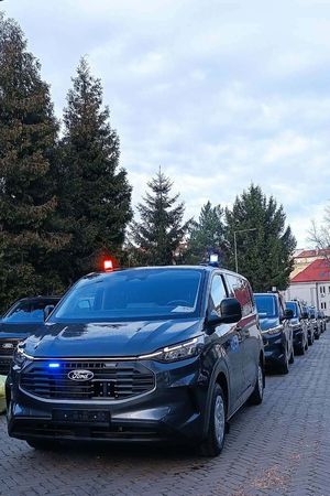 Nowe pojazdy do przewozu psów służbowych