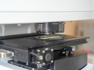 specjalistyczny sprzęt policyjny.