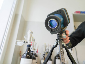 specjalistyczny sprzęt policyjny.