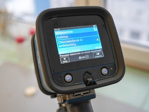 specjalistyczny sprzęt policyjny.