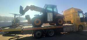 Zabezpieczony sprzęt budowlany na lawecie.