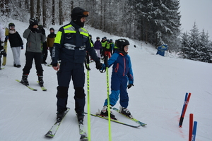 Kręci mnie bezpieczeństwo w zimie - edukacja i zabawa z Policją podczas ferii