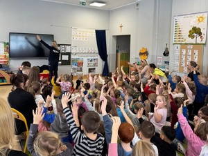 Kręci mnie bezpieczeństwo w zimie - edukacja i zabawa z Policją podczas ferii