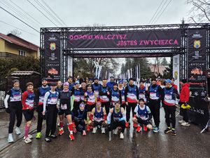 Reprezentacja Policji na 46. edycji Półmaratonu Wiązowskiego.