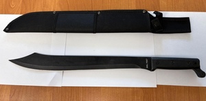 Maczeta i pokrowiec na maczetę.