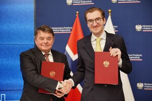 Spotkanie w sprawie podpisania umowy na uruchomienie programu "Sprawy Wewnętrzne".