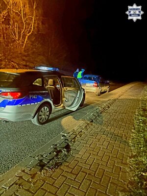 Na zdjęciu kontrolowany pojazd.