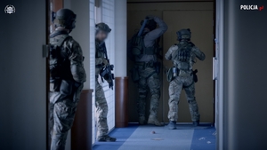 Funkcjonariusze podczas międzynarodowych warsztatów kontrterrorystycznych w Warszawie.