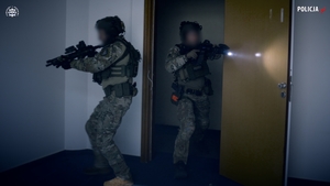 Funkcjonariusze podczas międzynarodowych warsztatów kontrterrorystycznych w Warszawie.