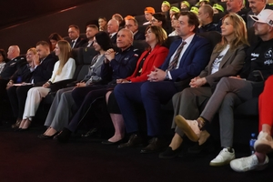 Uczestnicy gali finałowej konkursu Odblaskowa Szkoła 2026.