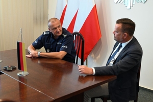 Uczestnicy  I Międzynarodowych Manewrów Poszukiwawczo-Ratowniczych.