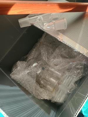 Zabezpieczone przez policjantów środki odurzające.