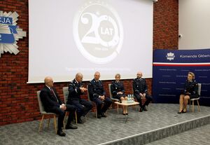 odznaczeni policjanci.