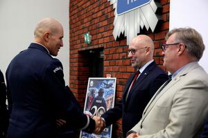 odznaczeni policjanci.