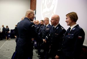 odznaczeni policjanci.