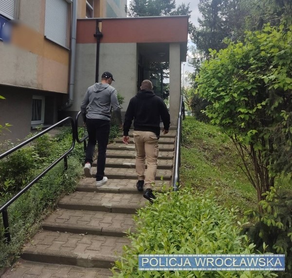 66-letni mężczyzna uratowany dzięki policjantom operacyjnym