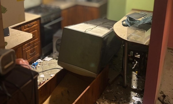 Oławscy policjanci ewakuowali lokatorów budynku, w którym paliło się mieszkanie