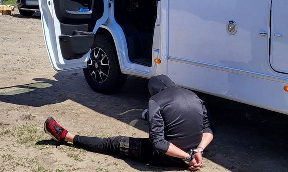 Bydgoscy policjanci odzyskali kampera skradzionego na terenie Niemiec i zatrzymali 45-letniego pasera