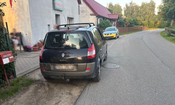 Nietrzeźwa kierująca spowodowała kolizję i uciekła z miejsca zdarzenia – została zatrzymana przez policjanta po służbie