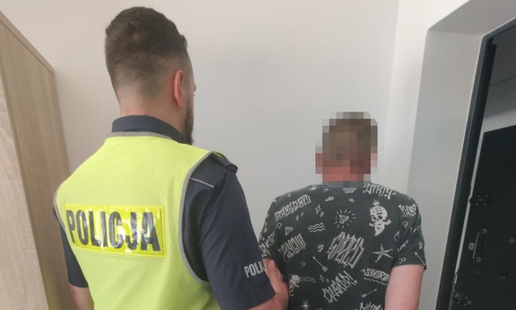 Wsiadł za kierownicę pomimo 9 aktywnych zakazów prowadzenia pojazdów