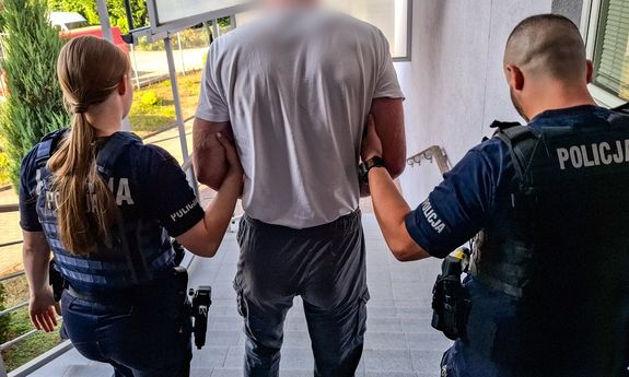 33-letni paser zatrzymany w kradzionym samochodzie