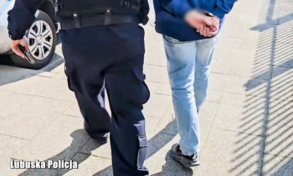 Ponad 170 tys. zł skradzione z sejfu. Akt oskarżenia przeciwko 35-latkowi trafił do sądu