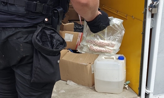 Policjanci zabezpieczyli blisko 55 kilogramów narkotyków