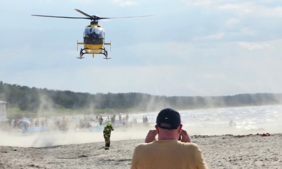 Tragedia w Międzyzdrojach. Na niestrzeżonej plaży utonął 35-letni turysta