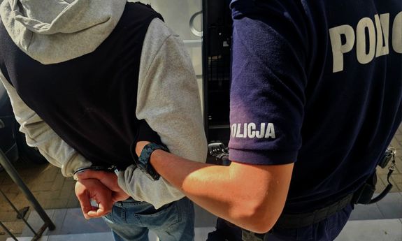 Zuchwały złodziej puszek charytatywnych trafił do aresztu