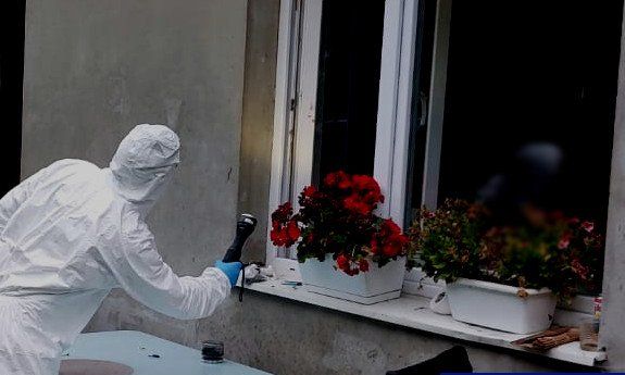 Policjanci wyjaśniają okoliczności śmierci małżeństwa seniorów