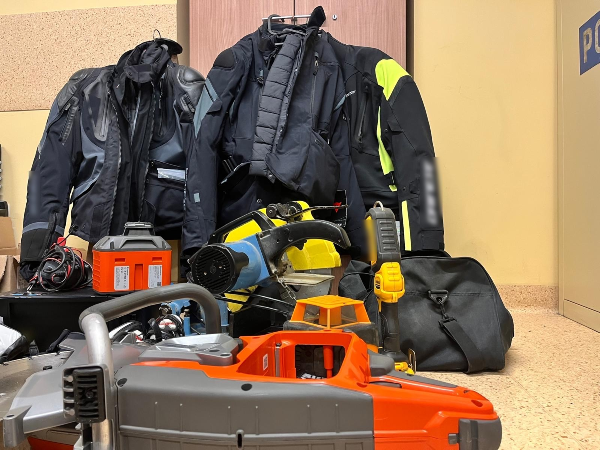 Policjanci odzyskali mienie o wartości 90 tys. zł skradzione na MTP. Zatrzymany paser odpowie w warunkach recydywy
