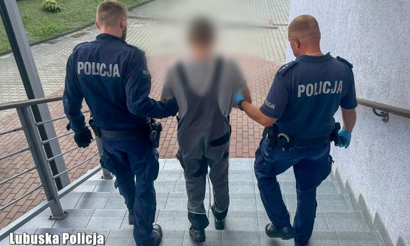 Kradzież rozbójnicza w markecie. 39-latek zatrzymany i tymczasowo aresztowany