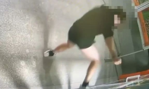 Szkolny włamywacz z Ursynowa zatrzymany po pościgu