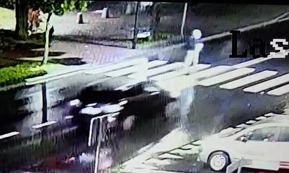 12-latka na hulajnodze potrącona na pasach