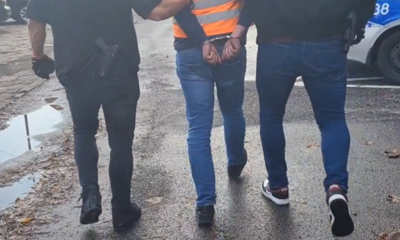 Obywatel Ukrainy przewoził czterech nielegalnych imigrantów - wszyscy zostali zatrzymani