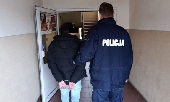 Bałuccy dzielnicowi zatrzymali oszusta działającego metodą „na policjanta”