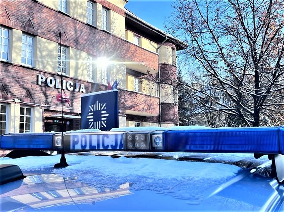 Zatrzymany 36-latek podejrzewany o znęcanie się nad zwierzętami. Dwa psy trafiły pod opiekę specjalistów