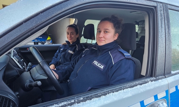 Dzielnicowe odnalazły zaginionego 43-latka. Liczyła się każda minuta