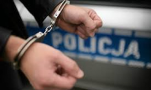 Tymczasowy areszt dla agresywnego mężczyzny, który groził pracownikom stacji paliw