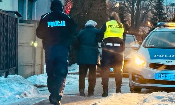 Policjanci z pabianickiej „drogówki” odnaleźli zaginioną 96-latkę