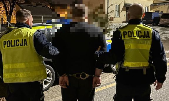 Policjanci zatrzymali 43-latka poszukiwanego czerwoną notą Interpolu