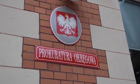 Miały wyłudzić 2 mln złotych dotacji. Trzy kobiety usłyszały ponad 200 zarzutów