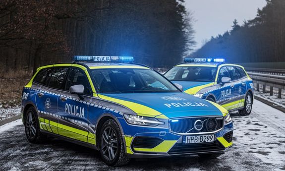 Nowe radiowozy w służbie dolnośląskiej Policji